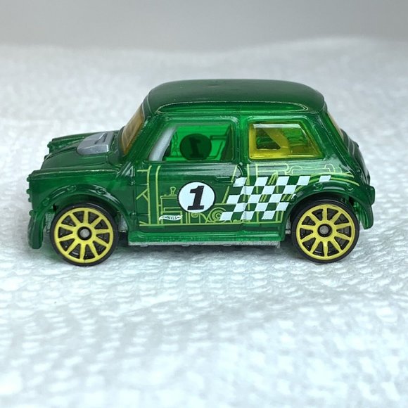 2000 Hot Wheels Morris Mini Mattel - Picture 6 of 6